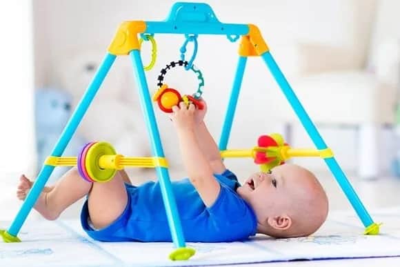 Skok rozwojowy 6 tydzień objawy: Co musisz wiedzieć o zmianach u dziecka